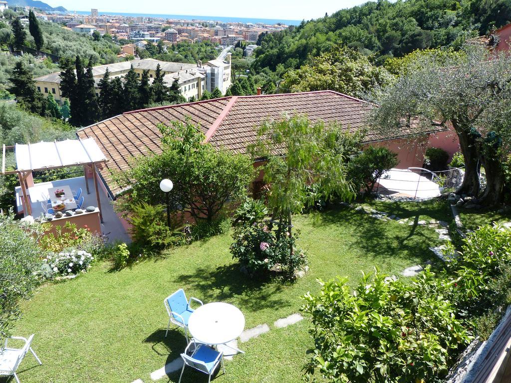 Garden Lodge Chiavari Exteriör bild